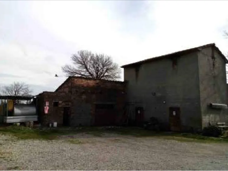 Fabbricato rurale a Anghiari (Arezzo) — foto 1