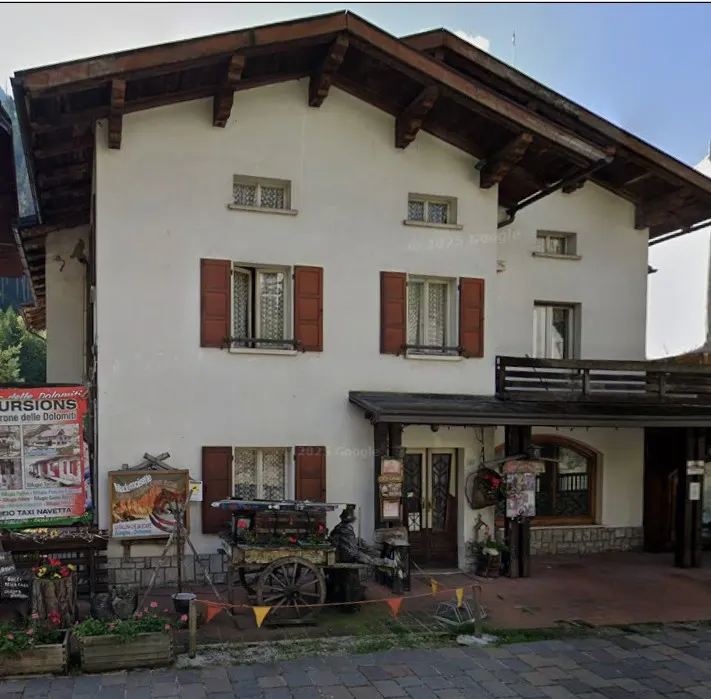 Appartamento civile a Alleghe (Belluno) — foto 1