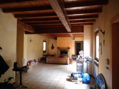 Fabbricato rurale