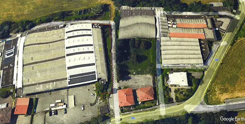 Opifici a Besana in Brianza (Monza e della Brianza) — foto 1