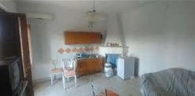 Magazzino a Francavilla Fontana (Brindisi) — foto 1