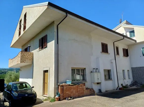 Laboratori arti a Castrolibero (Cosenza) — foto 1