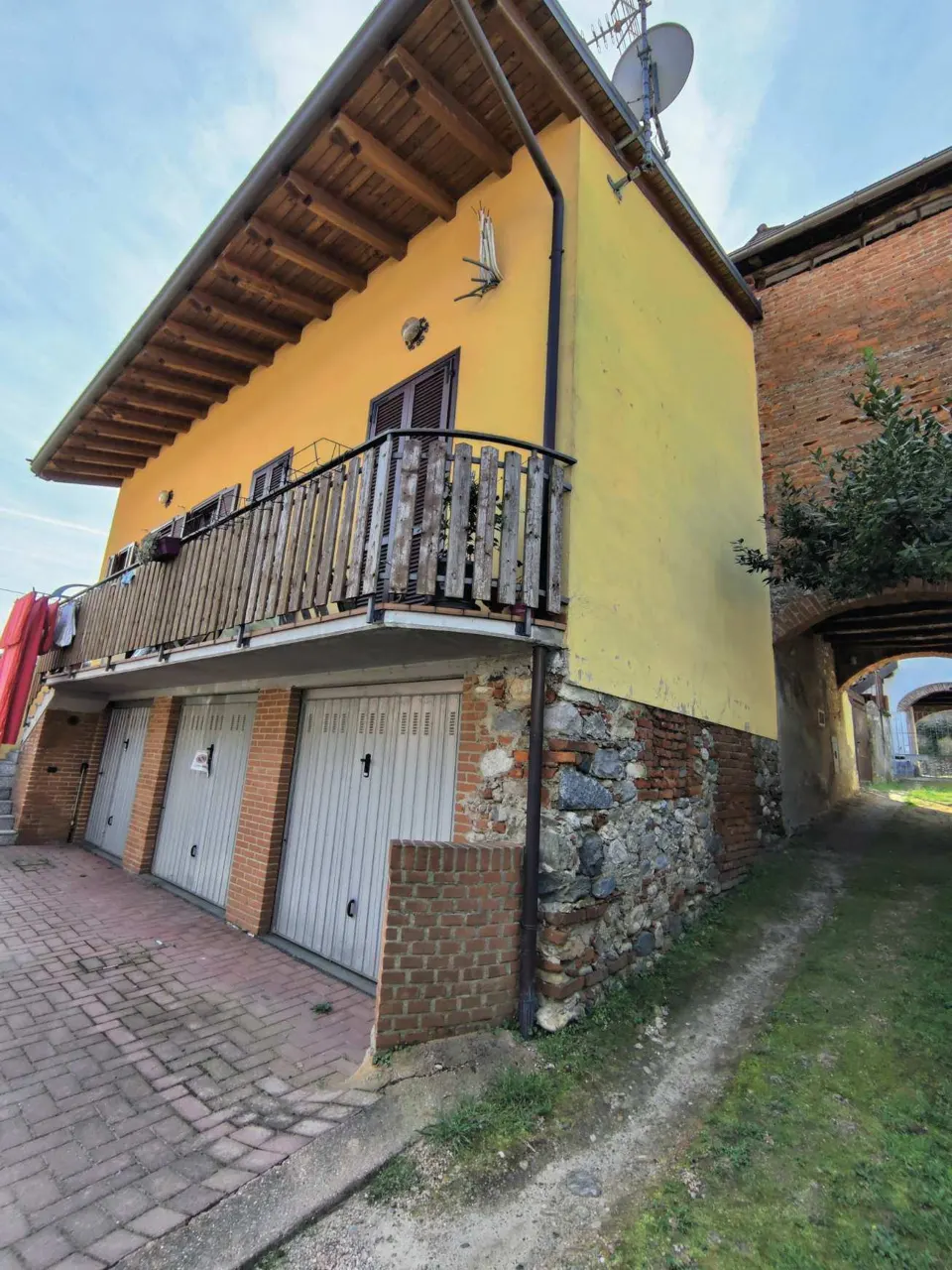 Abitazione popolare a Varallo Pombia (Novara) — foto 1