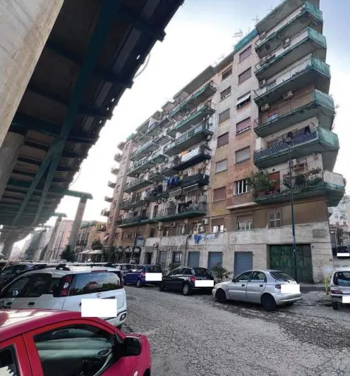 Appartamento civile a Napoli (Napoli) — foto 1