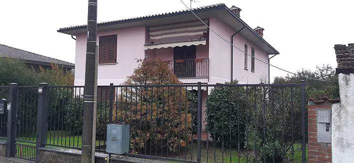 Villino a Garlasco (Pavia) — foto 1