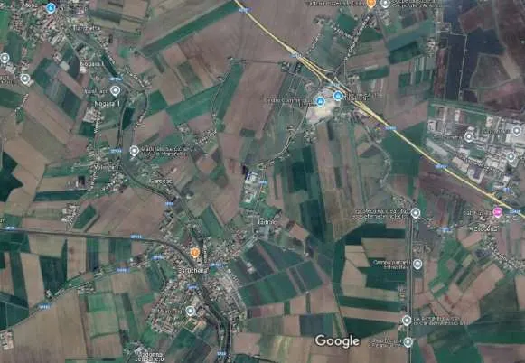 Negozio a Giacciano con Baruchella (Rovigo) — foto 1