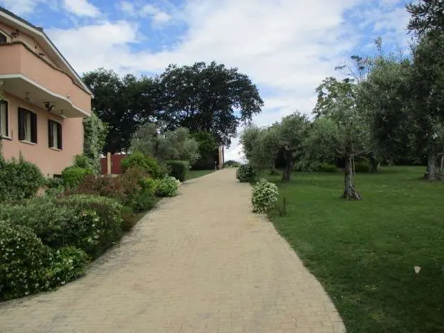 Villa a Cepagatti (Pescara) — foto 1