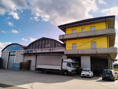 Fabbricato in costr
