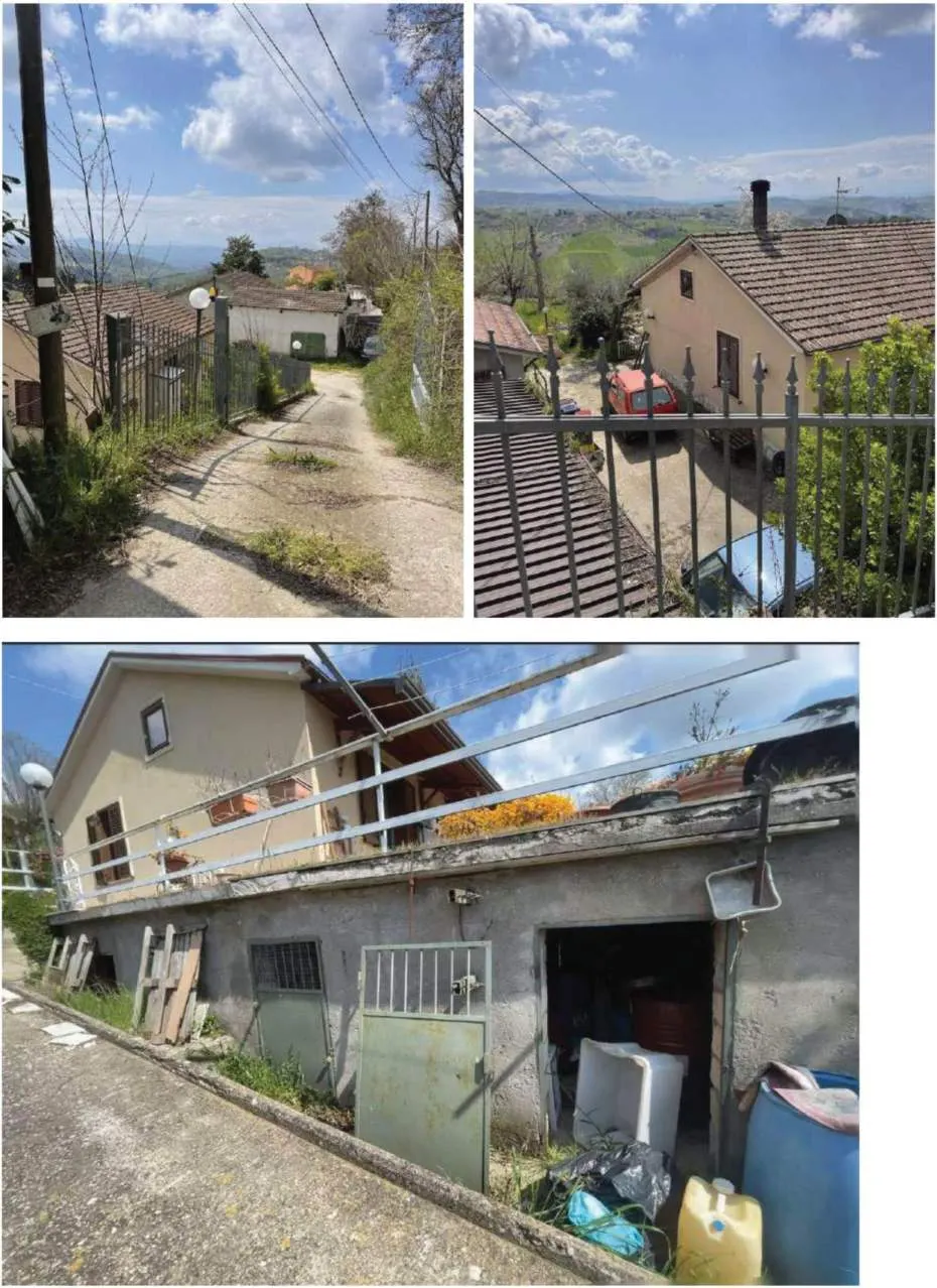 Magazzini e deposito a Ariano Irpino (Avellino) — foto 1