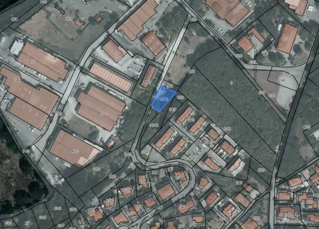 Terreno a Poggibonsi (Siena) — foto 1