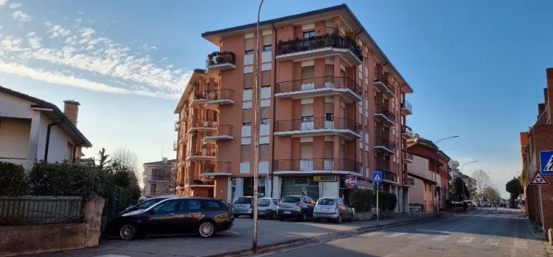 Appartamento civile a Castelfranco Veneto (Treviso) — foto 1