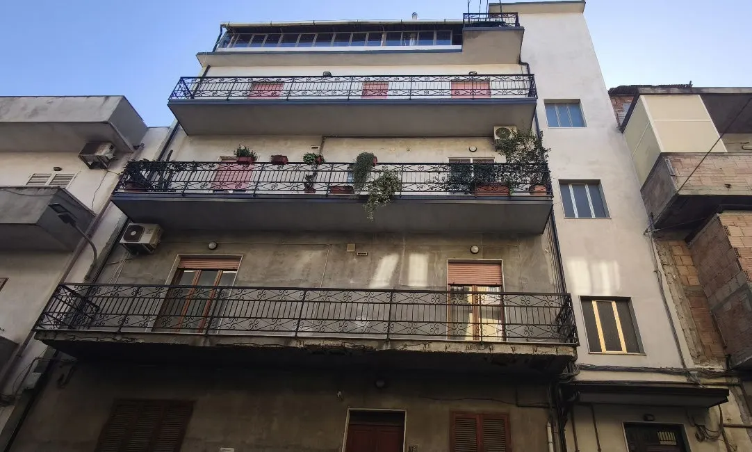 Appartamento a Gioia Tauro (Reggio di Calabria) — foto 1