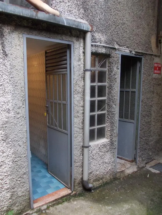 Magazzini e deposito a Milano (Milano) — foto 1
