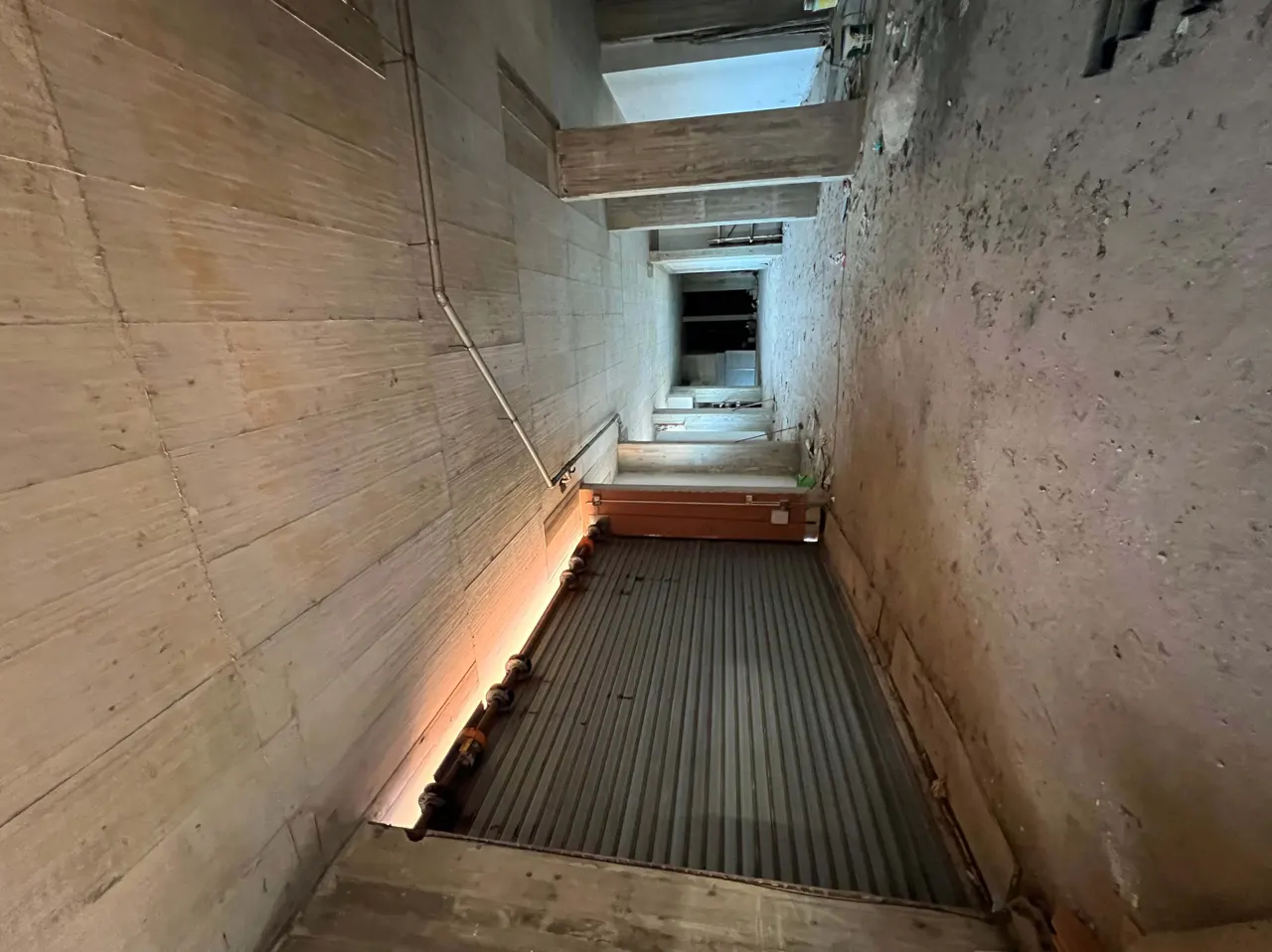 Magazzino a Albano Laziale (Roma) — foto 1
