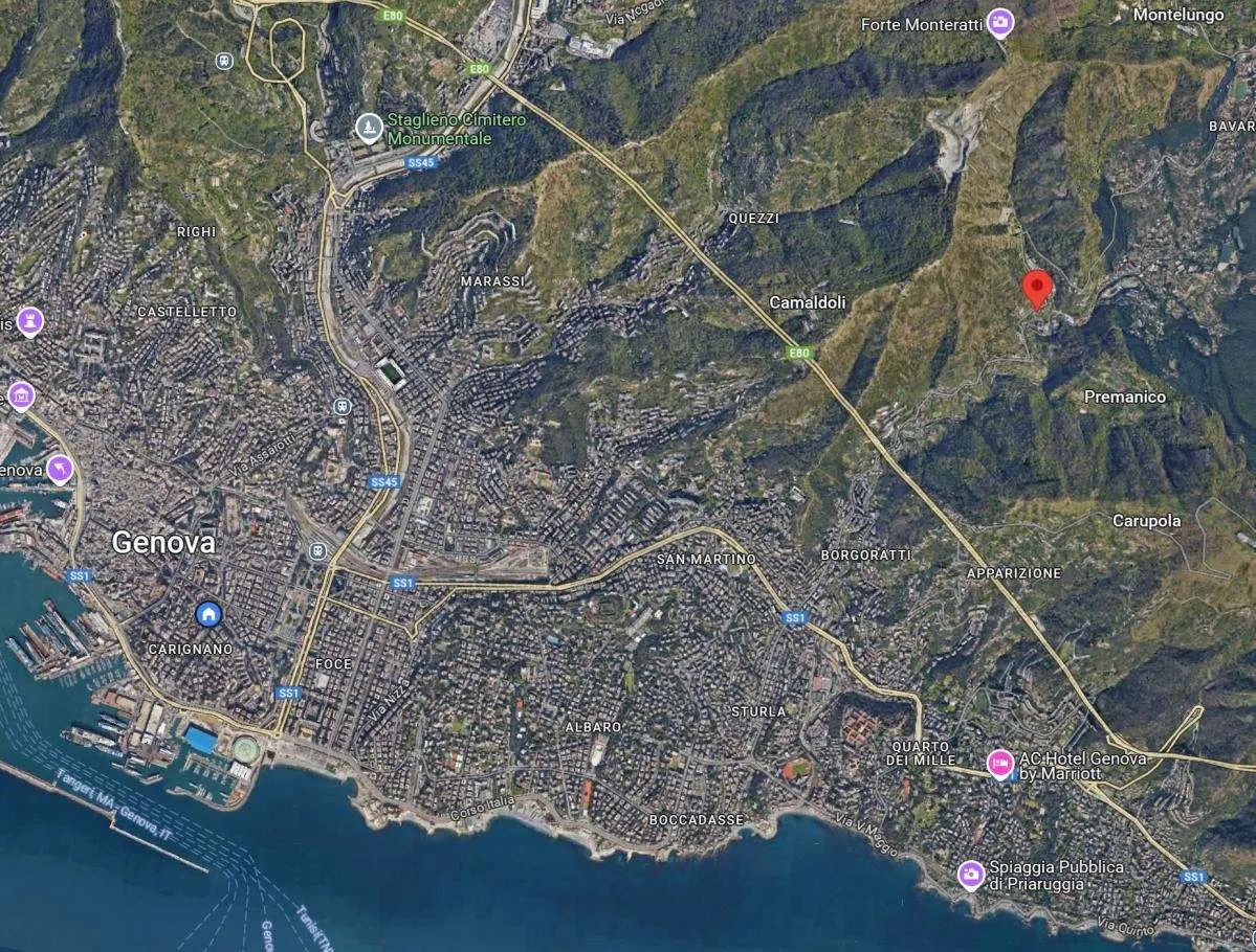 Opifici a Genova (Genova) — foto 1