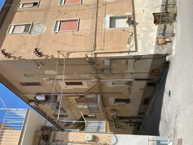 Appartamento a Caltanissetta (Caltanissetta) — foto 1