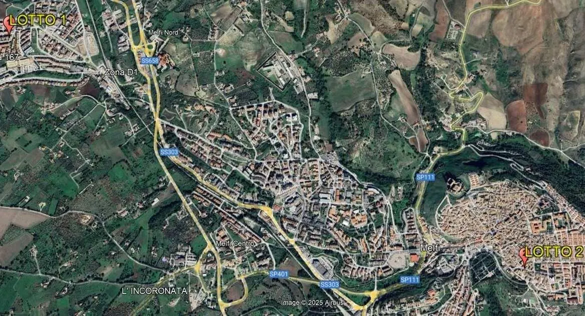 Negozi botteghe a Melfi (Potenza) — foto 1