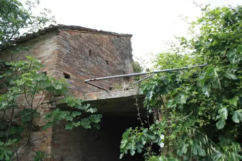 Fabbricato rurale