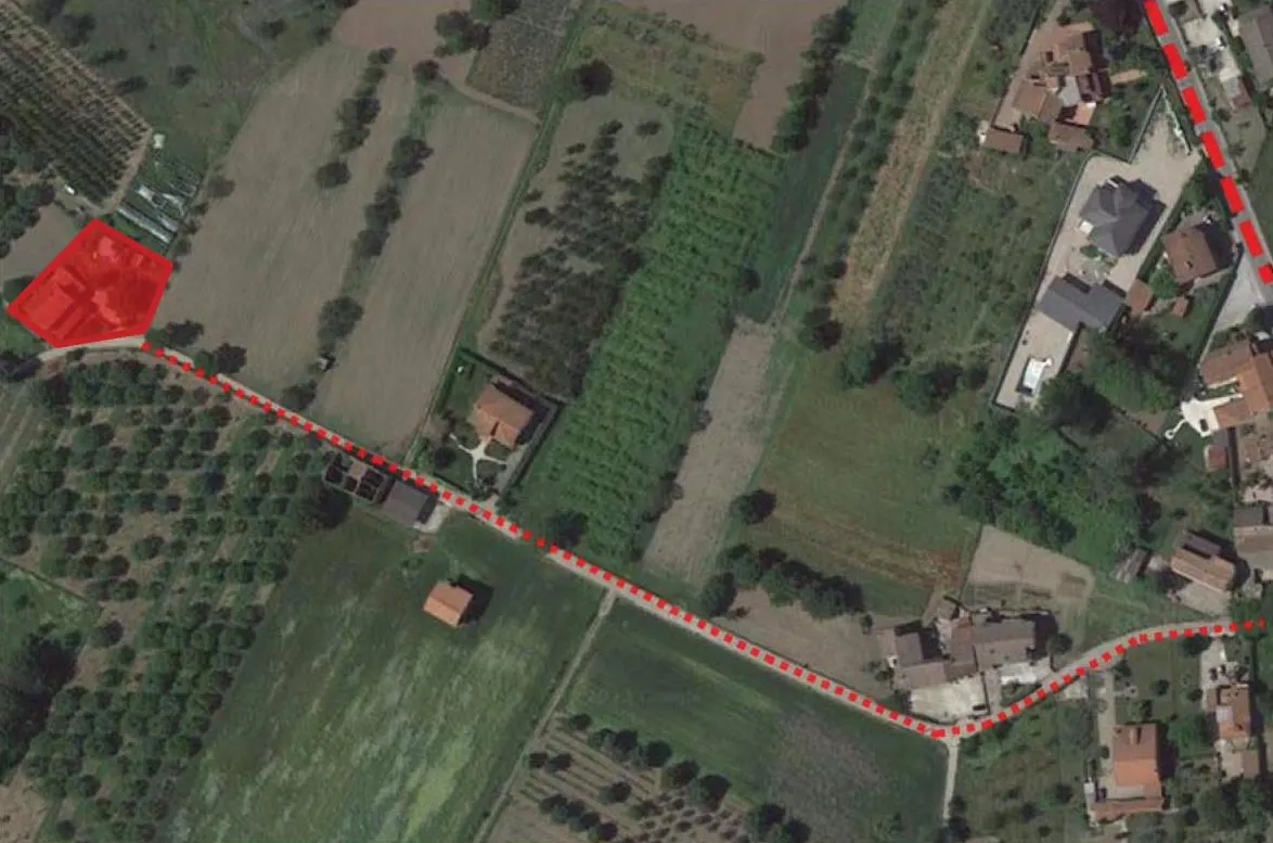 Terreno a Montesarchio (Benevento) — foto 1