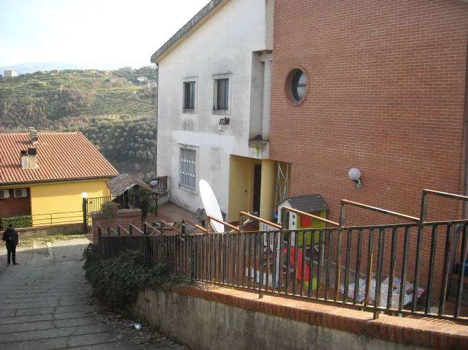 Appartamento a Carolei (Cosenza) — foto 1