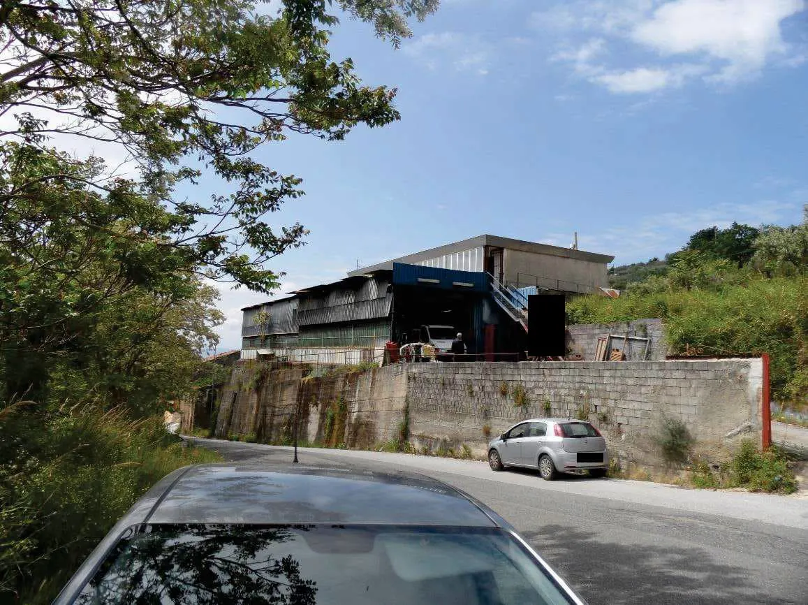 Fabbricati costruiti per esigenze ind a Lamezia Terme (Catanzaro) — foto 1