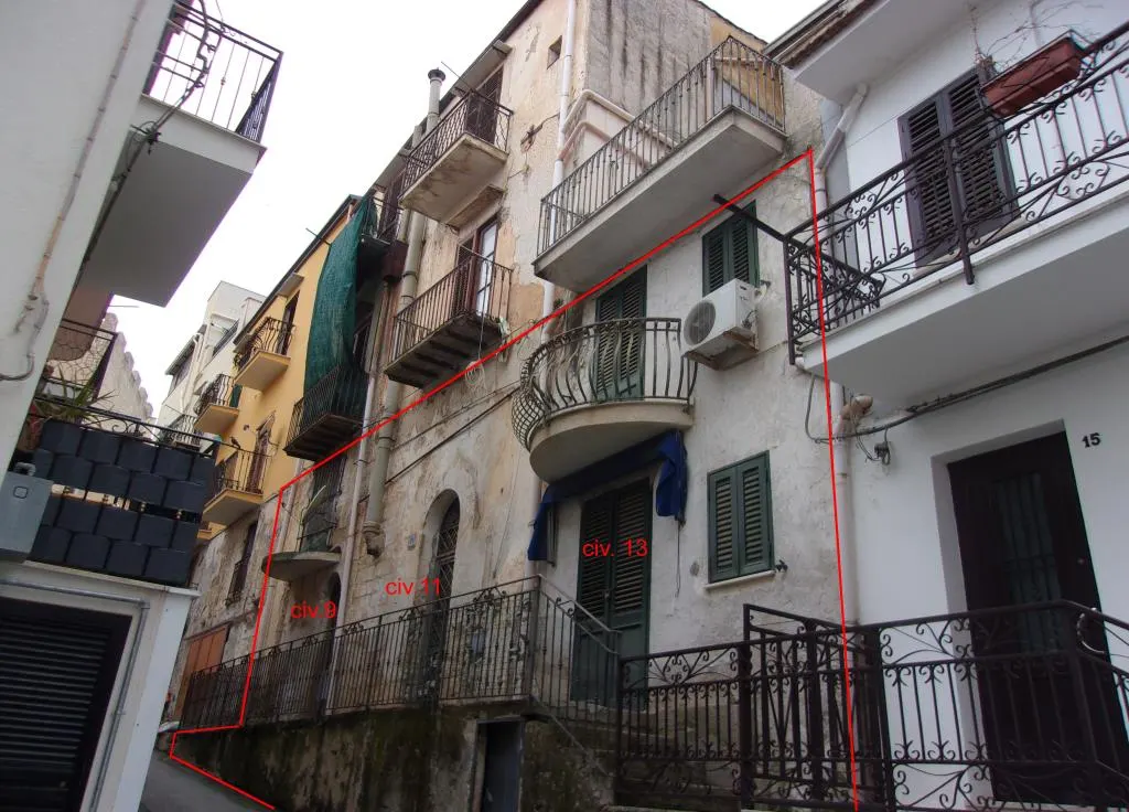 Abitazione popolare a Montelepre (Palermo) — foto 1