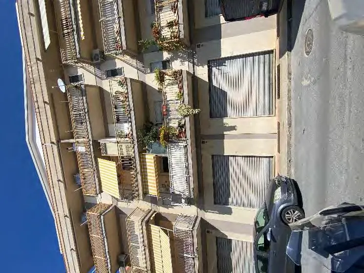 Negozi botteghe a Amantea (Cosenza) — foto 1