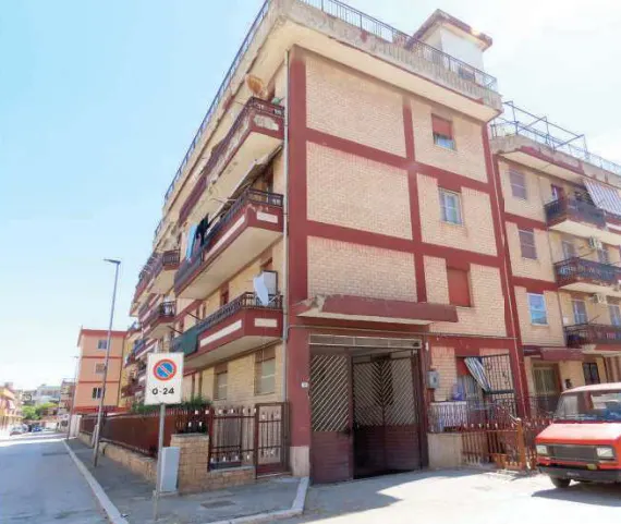 Stalle scuderie rimesse a Carapelle (Foggia) — foto 1