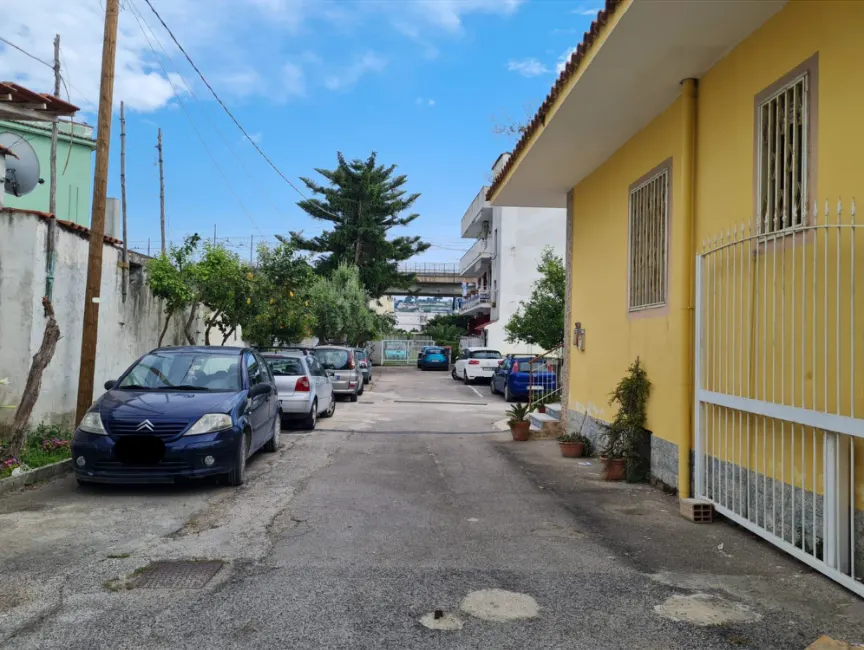 Garage autorimessa a Quarto (Napoli) — foto 1