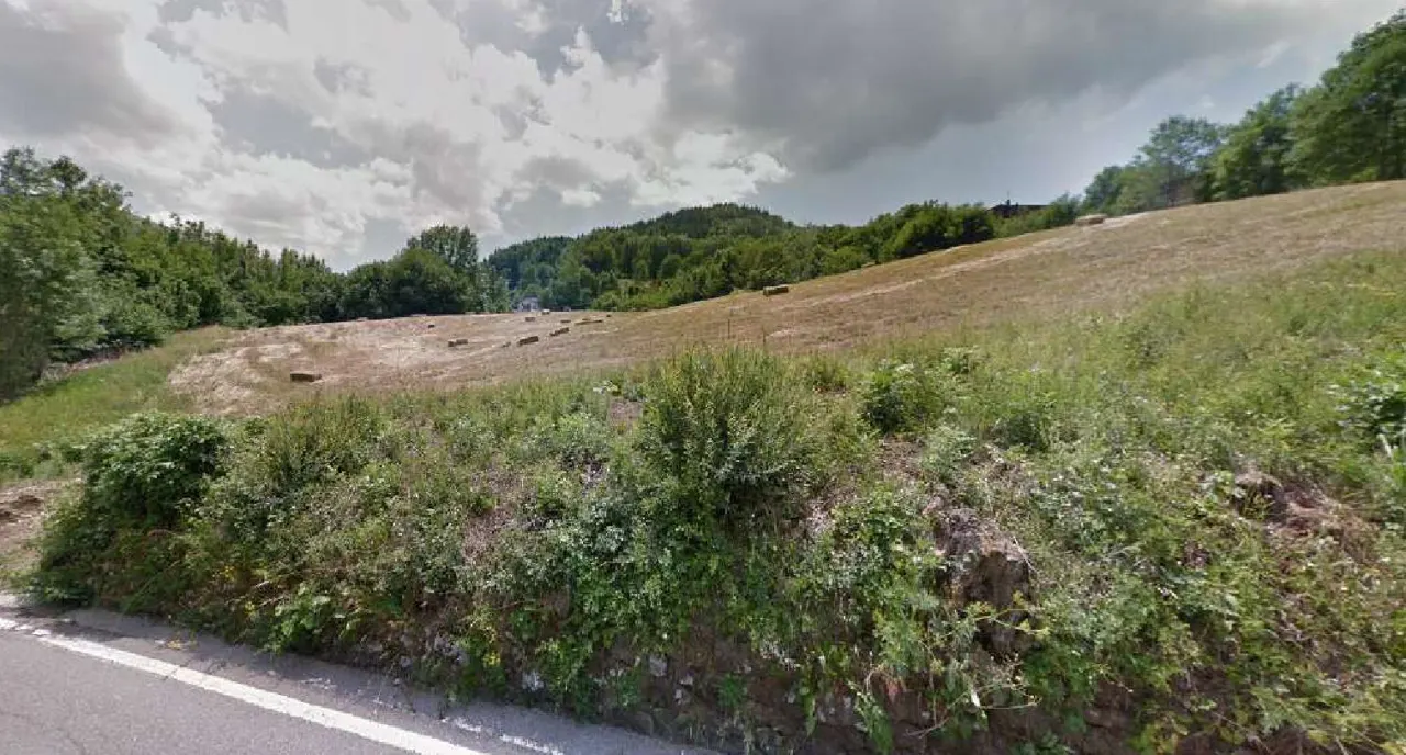 Lotto edificabile a Pievepelago (Modena) — foto 1