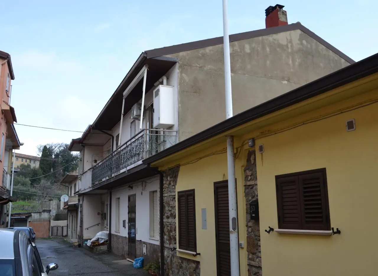 Appartamento a Chiaravalle Centrale (Catanzaro) — foto 1