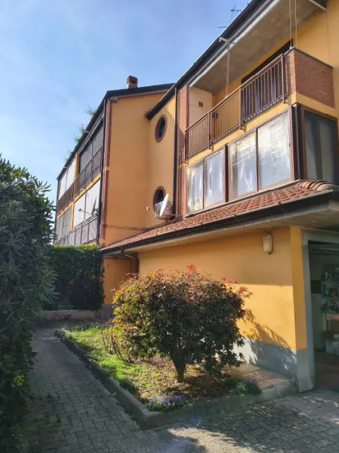 Appartamento a Vidigulfo (Pavia) — foto 1