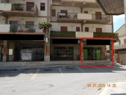 Fabbricati commerciali