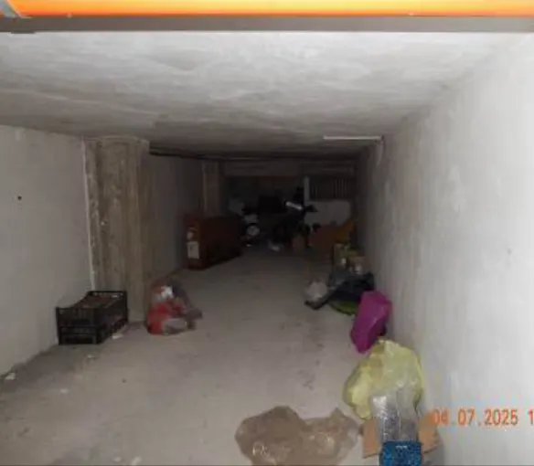 Deposito a Pratola Peligna (L'Aquila) — foto 1