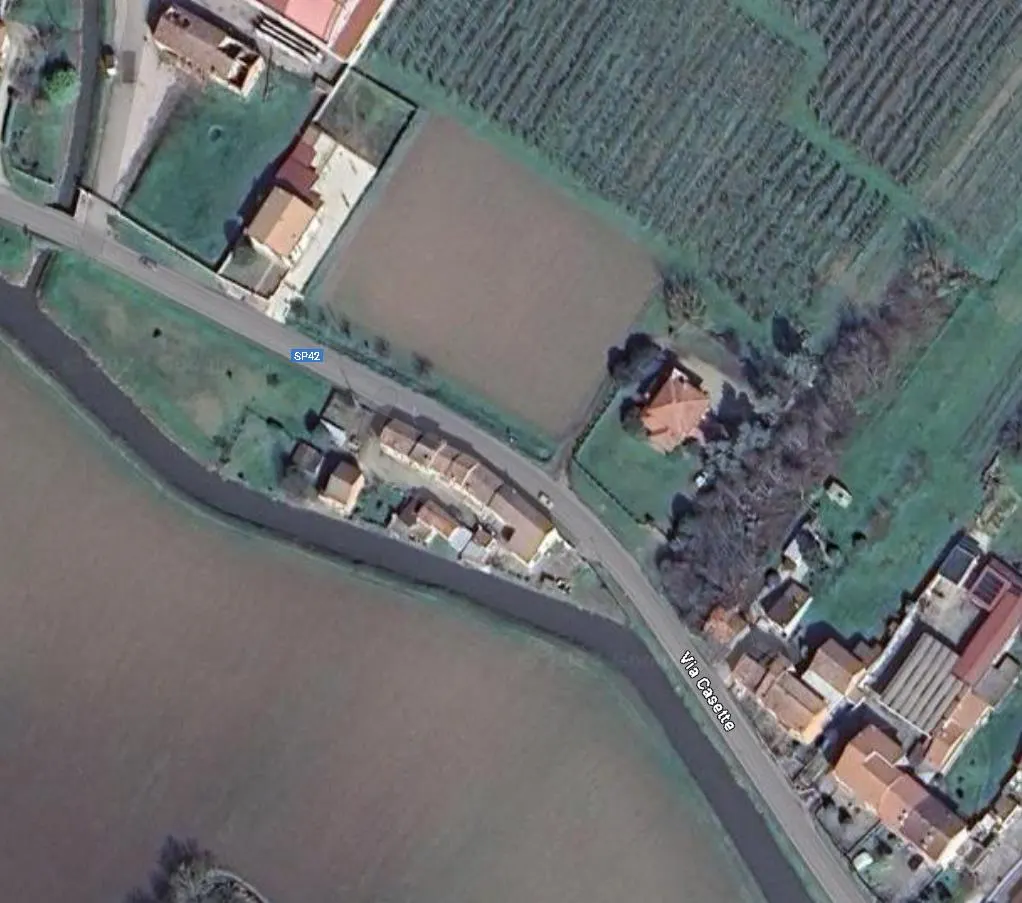 Appartamento a Terrazzo (Verona) — foto 1