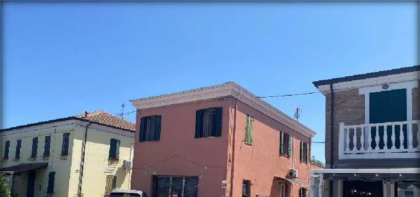 Appartamento a Ferrara (Ferrara) — foto 1