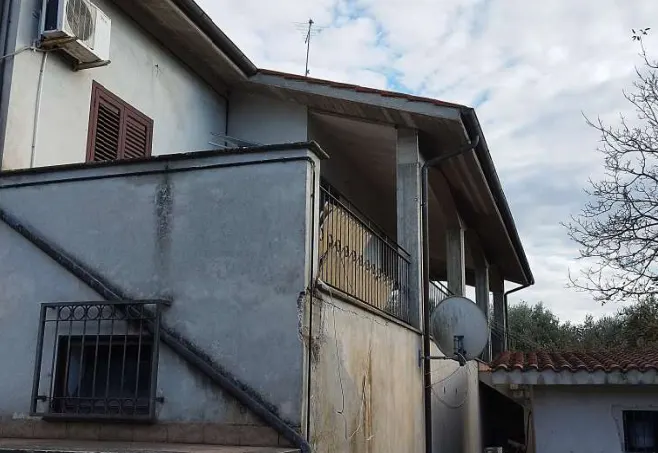 Villino a Fabrica di Roma (Viterbo) — foto 1