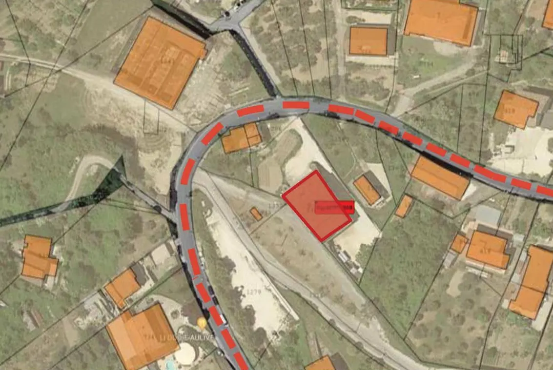 Fabbricati commerciali a Ariano Irpino (Avellino) — foto 1