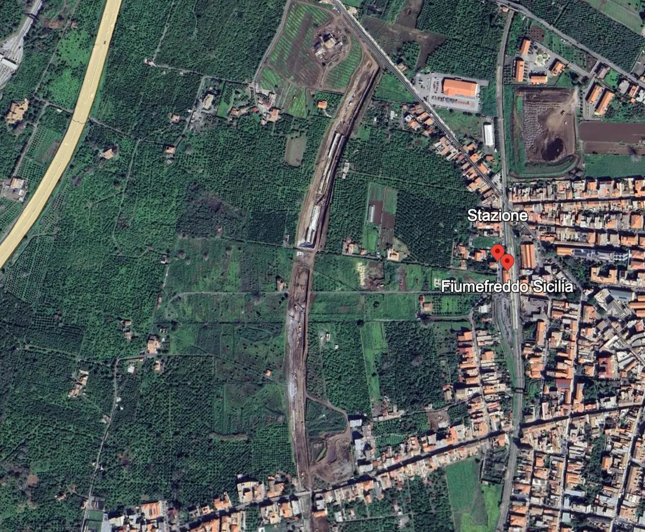 Terreno a Fiumefreddo di Sicilia (Catania) — foto 1