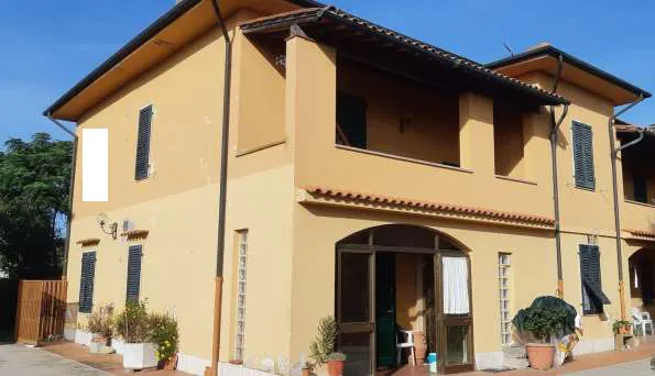 Appartamento a Fucecchio (Firenze) — foto 1