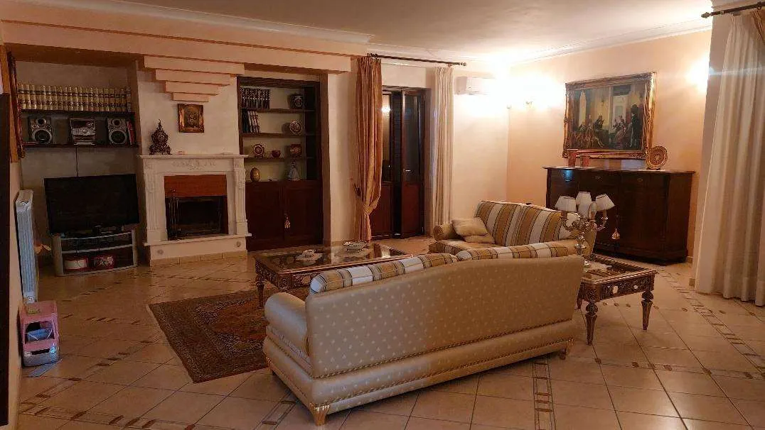Magazzini e deposito a Cutro (Crotone) — foto 1
