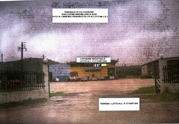 Fabbricati costruiti per esigenze ind a Palagonia (Catania) — foto 1