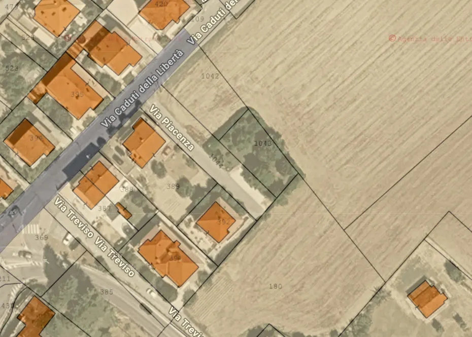 Terreno a Colli al Metauro (Pesaro e Urbino) — foto 1