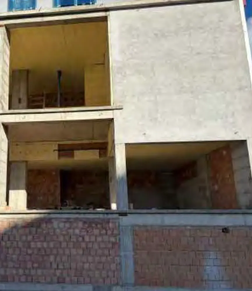 Edifici a destinazione particolare a Cosenza (Cosenza) — foto 1