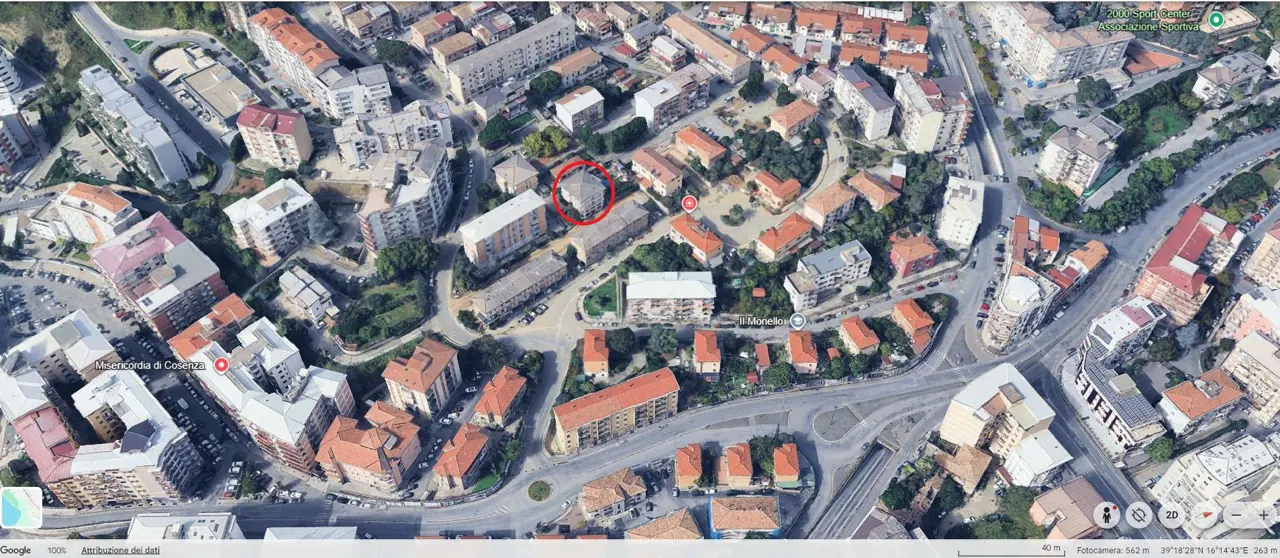 Abitazione popolare a Cosenza (Cosenza) — foto 1