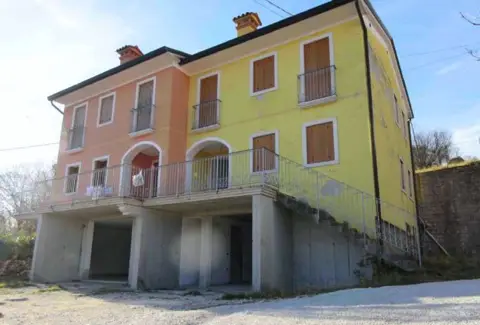 Fabbricato in costr