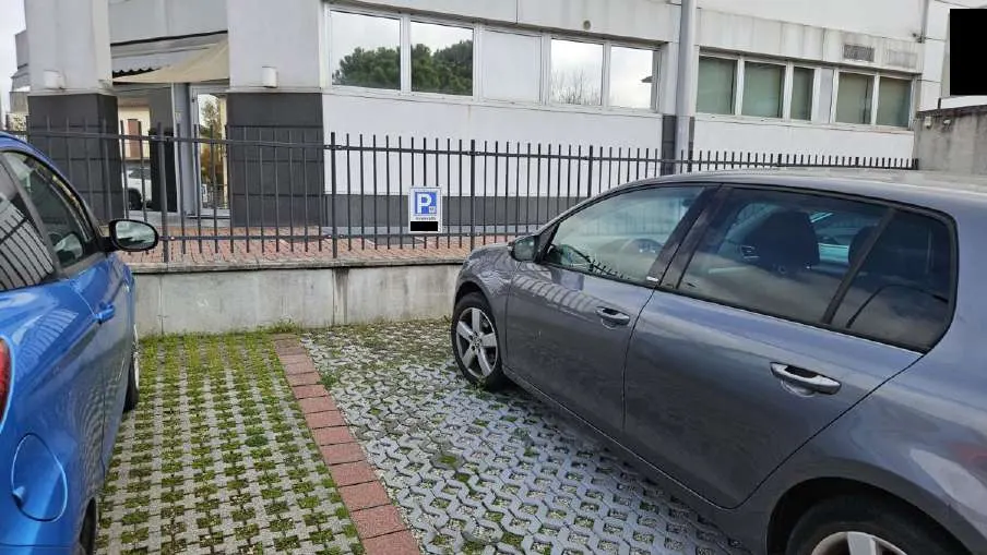 Uffici e studi a Torri di Quartesolo (Vicenza) — foto 1