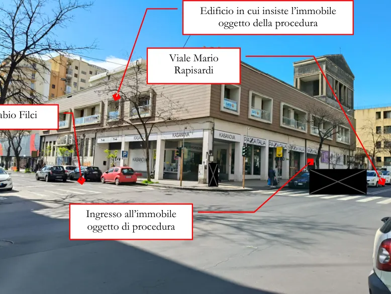 Magazzini e deposito a Catania (Catania) — foto 1