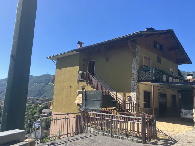 Appartamento a Rota d'Imagna (Bergamo) — foto 1