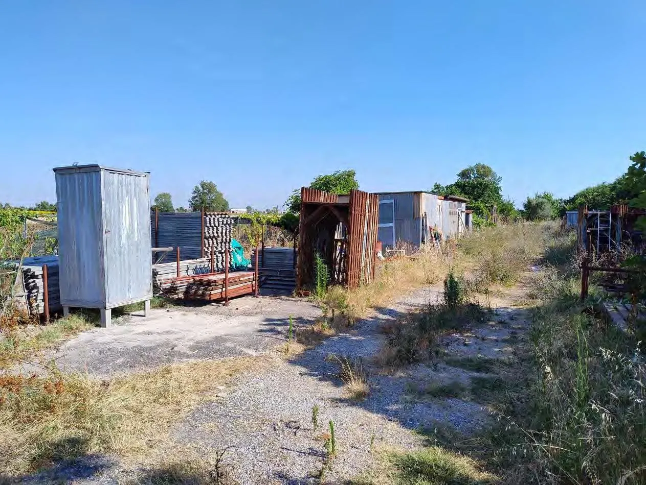 Terreno — foto 1